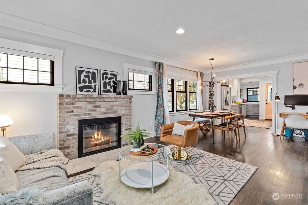 Photo of 4055 39th Avenue SW, Seattle, WA 98116 (MLS # 2030781)