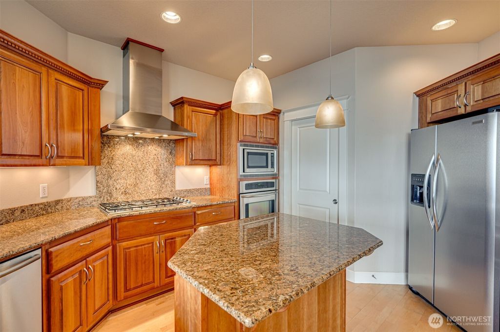 Photo of 178 Discovery Drive, Kalama, WA 98625 (MLS # 2499982)