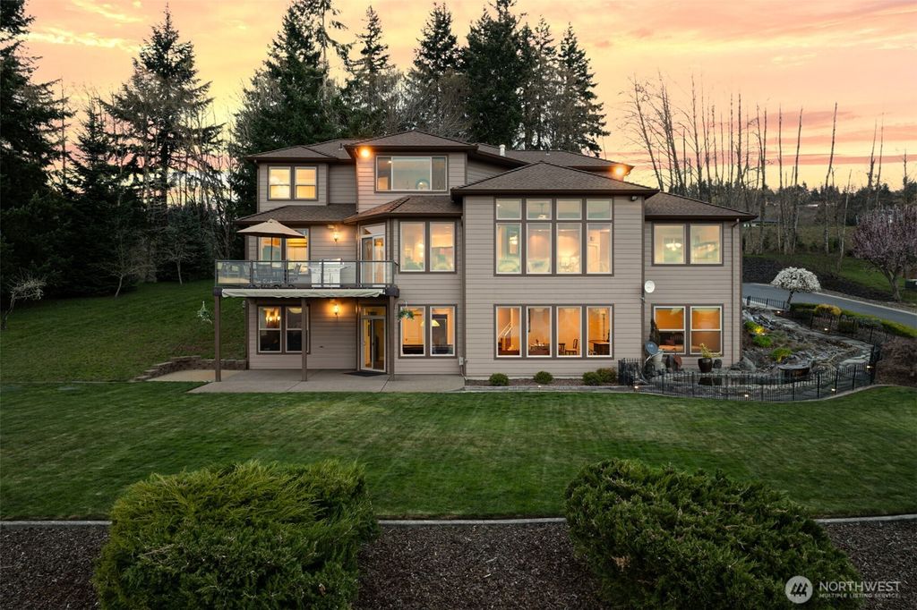 Photo of 178 Discovery Drive, Kalama, WA 98625 (MLS # 2499982)