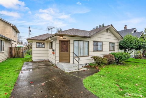 2843 Hemlock Street Longview WA 98632