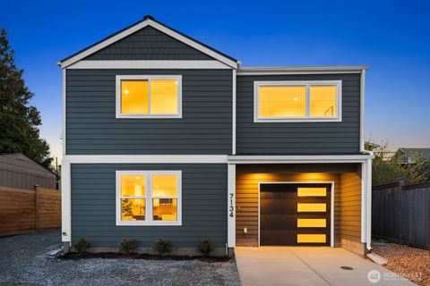Photo of 7134 34th Avenue SW, Seattle, WA 98126 (MLS # 2511356)