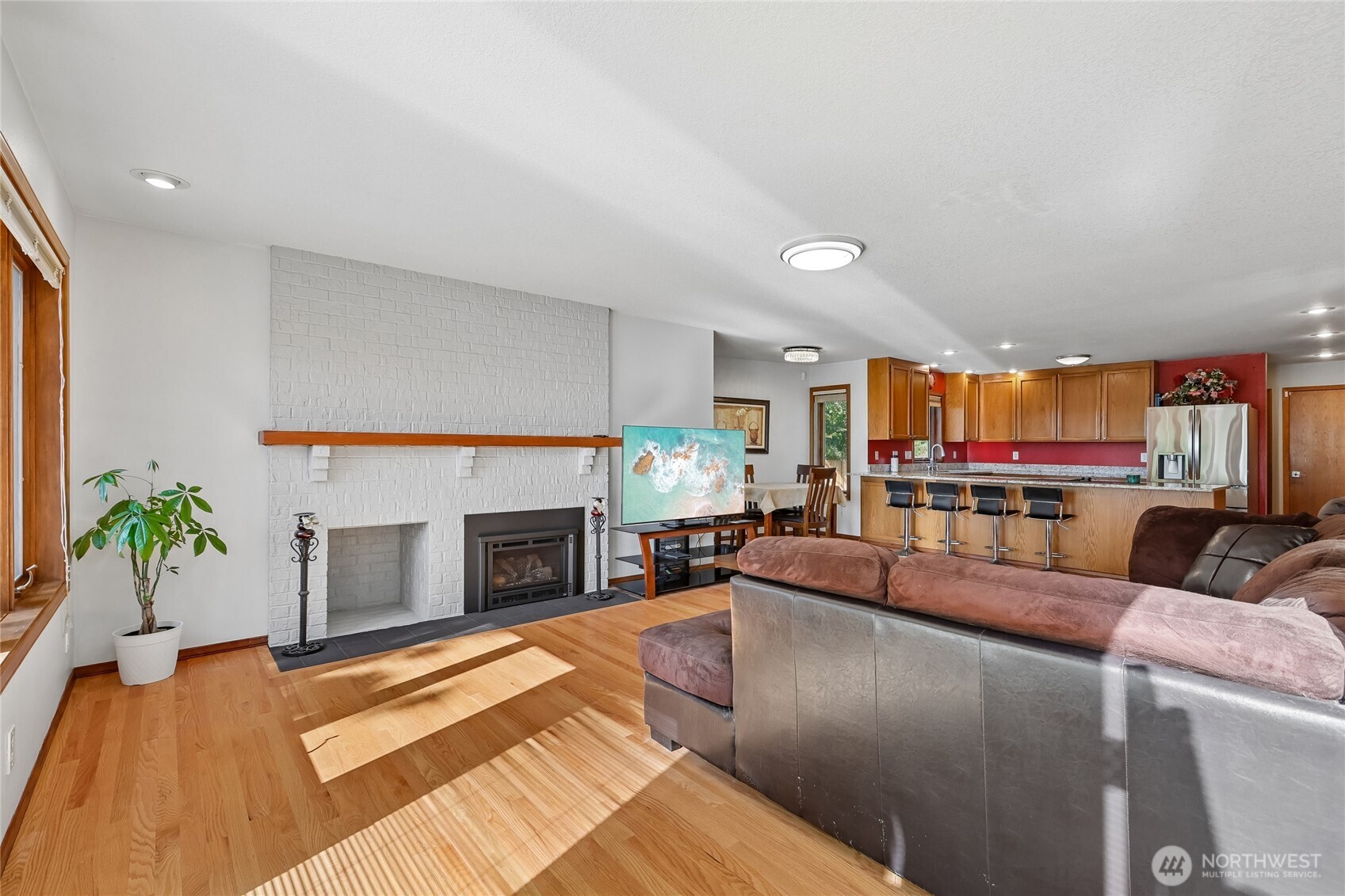 5329 88th Street SW