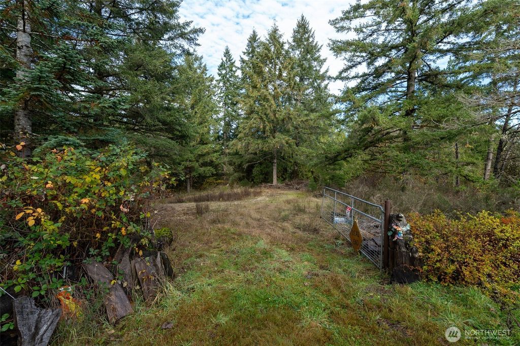 Photo of 2483 E Johns Prairie Rd, Shelton, WA 98584 (MLS # 2484148)