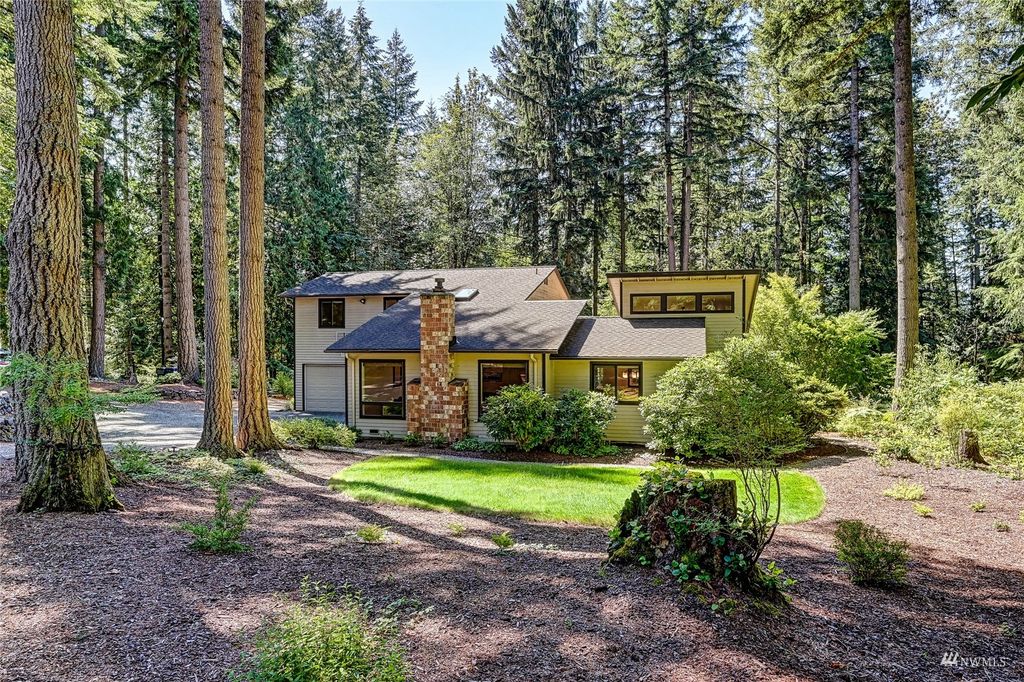 Photo of 23025 NE 51st Street, Redmond, WA 98053 (MLS # 1981258)
