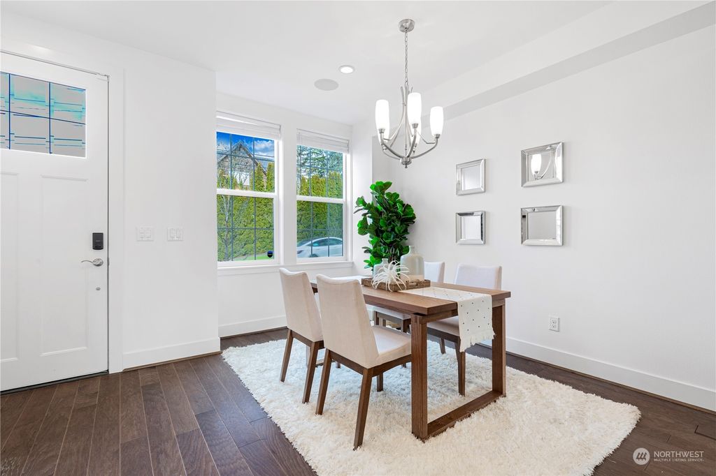 Photo of 901 W McGraw Street #4, Seattle, WA 98119 (MLS # 2200667)