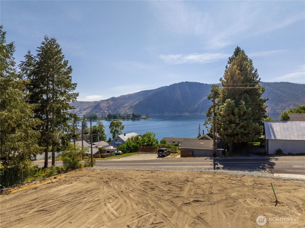 Photo of 38 Indigo Lane, Manson, WA 98831 (MLS # 2494007)