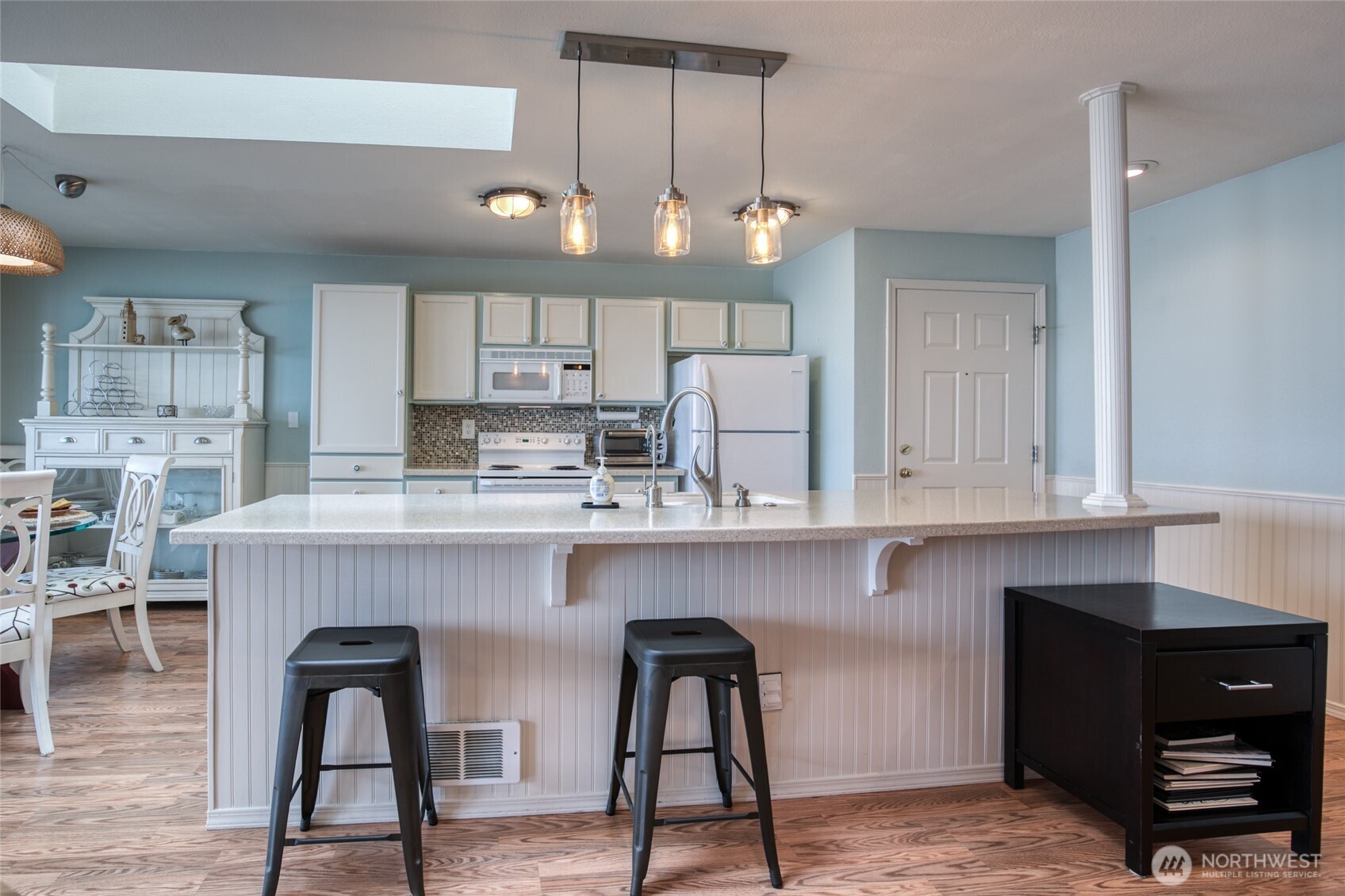 1443 Ocean Shores Boulevard SW 302