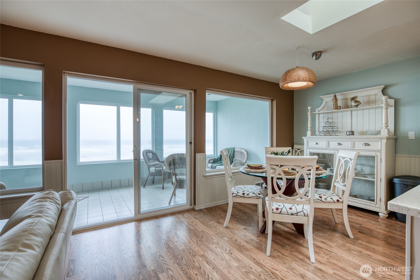 1443 Ocean Shores Boulevard SW 302