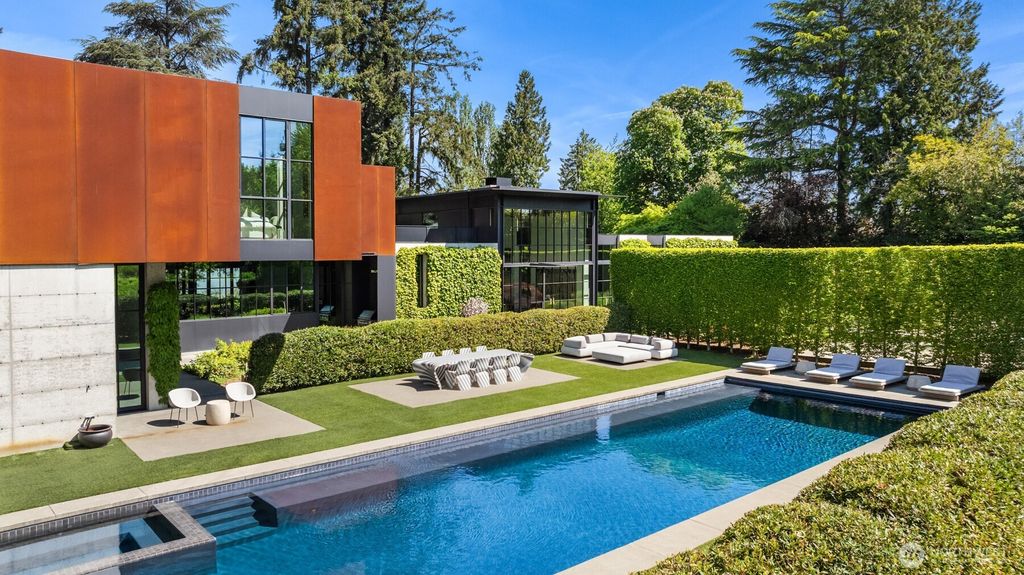 Photo of Bellevue, WA 98004 (MLS # 2497151)