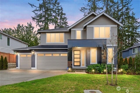 Photo of 6563 SE 8th Place, Renton, WA 98059 (MLS # 2546168)