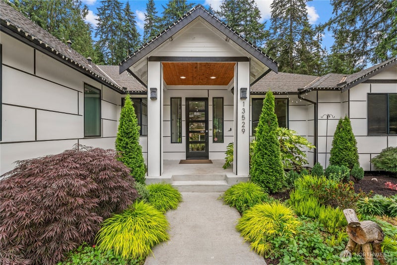 13529 Cascadian Way