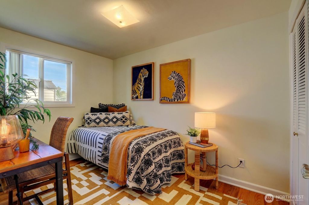 listing image 9369559602035716349