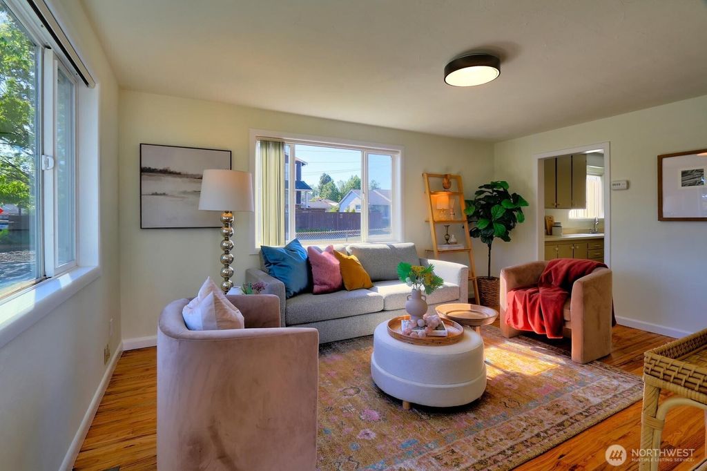 listing image 9368047655693062124