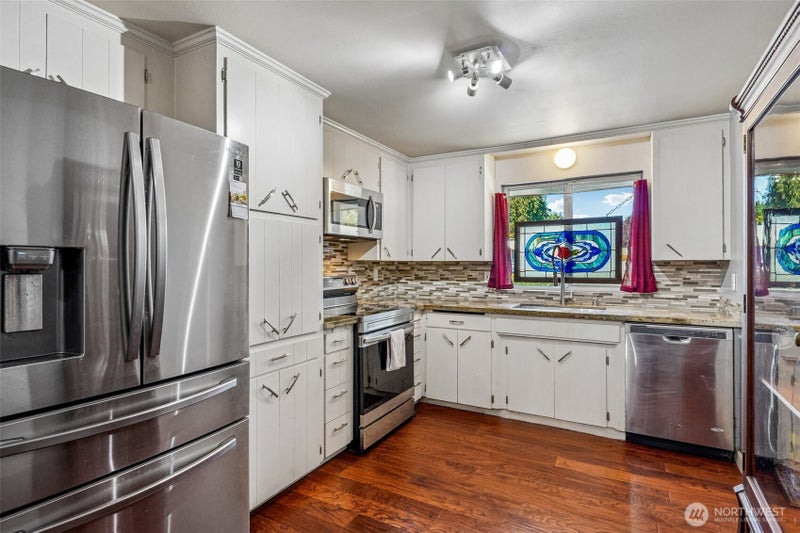 1006 S 72nd Street