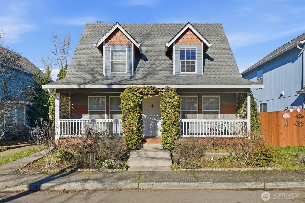 Photo of 1826 E 38th Loop, Vancouver, WA 98663 (MLS # 2468407)