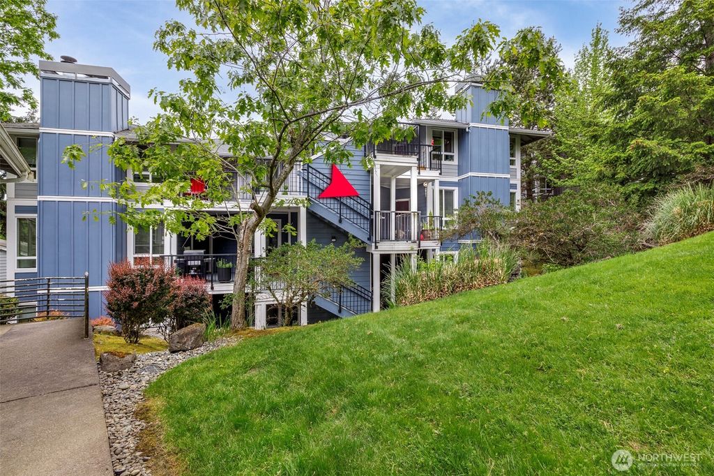 Photo of 3915 243rd Place SE #K204, Bothell, WA 98021 (MLS # 2373160)