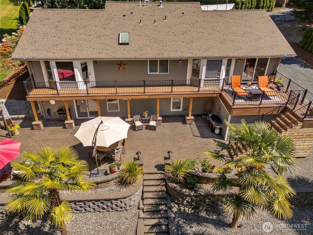 Photo of 3122 Hollywood Drive NE, Olympia, WA 98516 (MLS # 2520075)