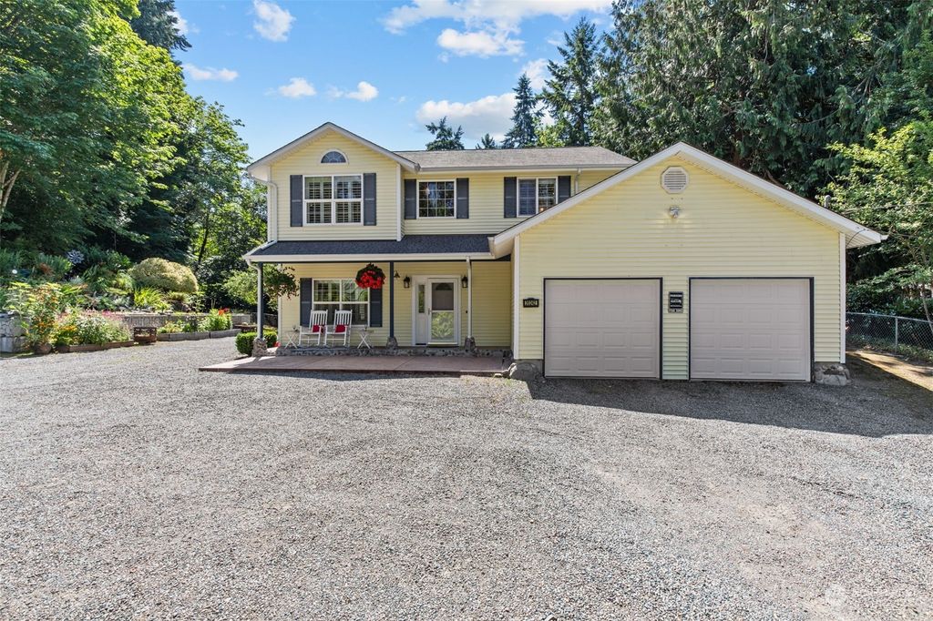 Photo of 20242 37th Avenue NE, Lake Forest Park, WA 98155 (MLS # 2145370)