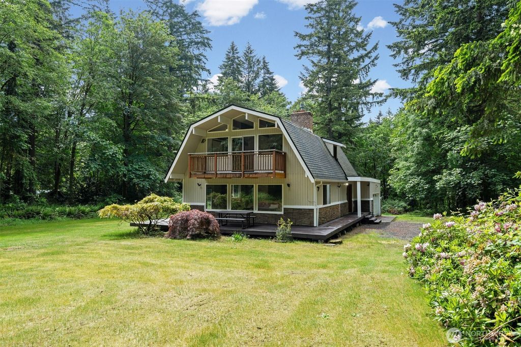 Photo of 15408 14th Avenue NW, Gig Harbor, WA 98332 (MLS # 2524154)