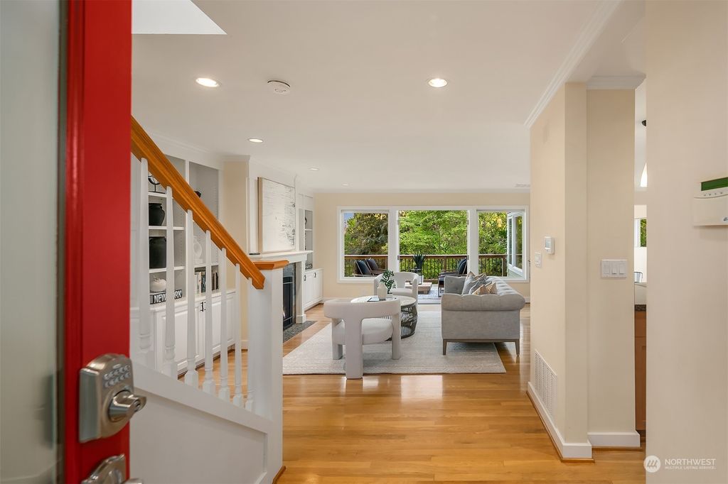 Photo of 3721 W Fulton Street, Seattle, WA 98199 (MLS # 2287808)