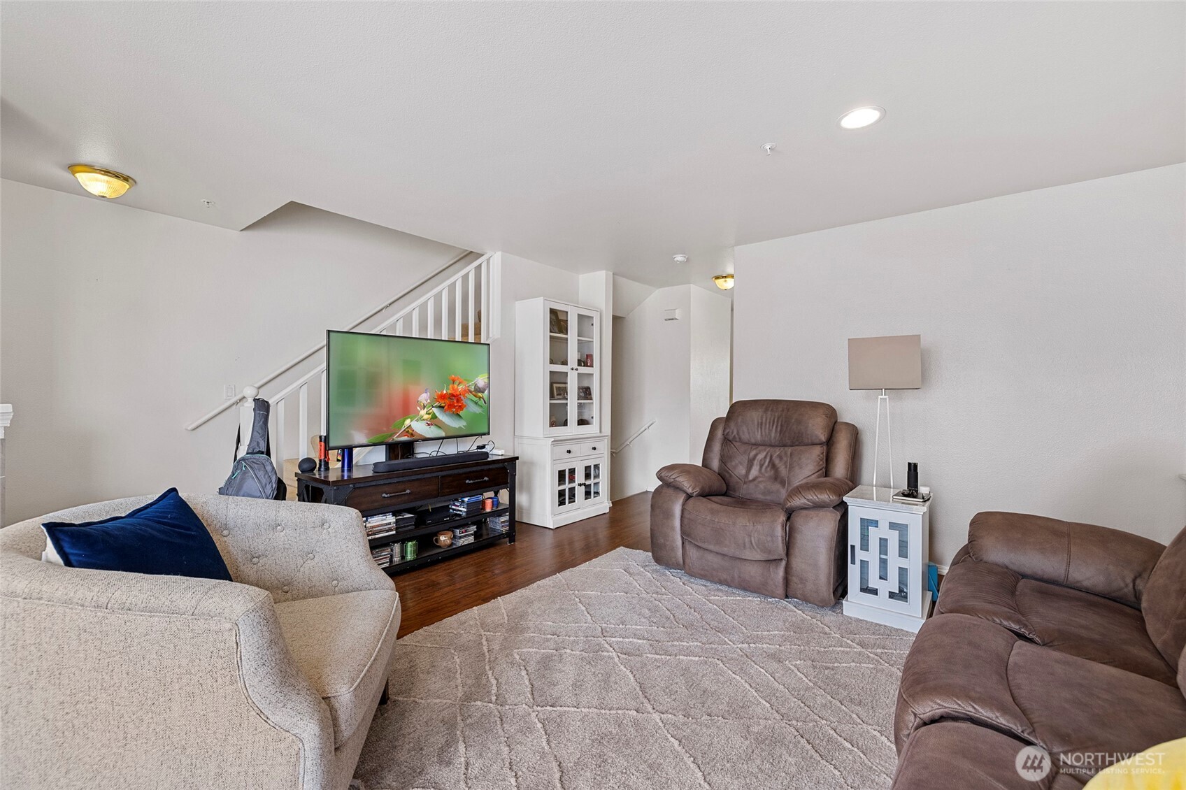 8823 Holly Drive 502