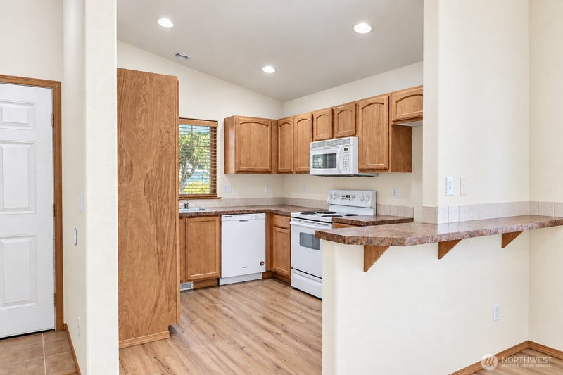 8123 146th Street E