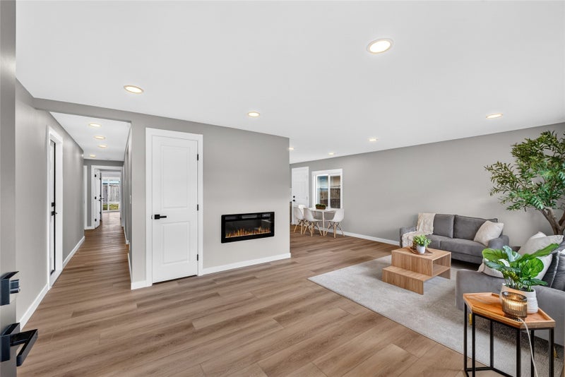 1009 S 34th Street