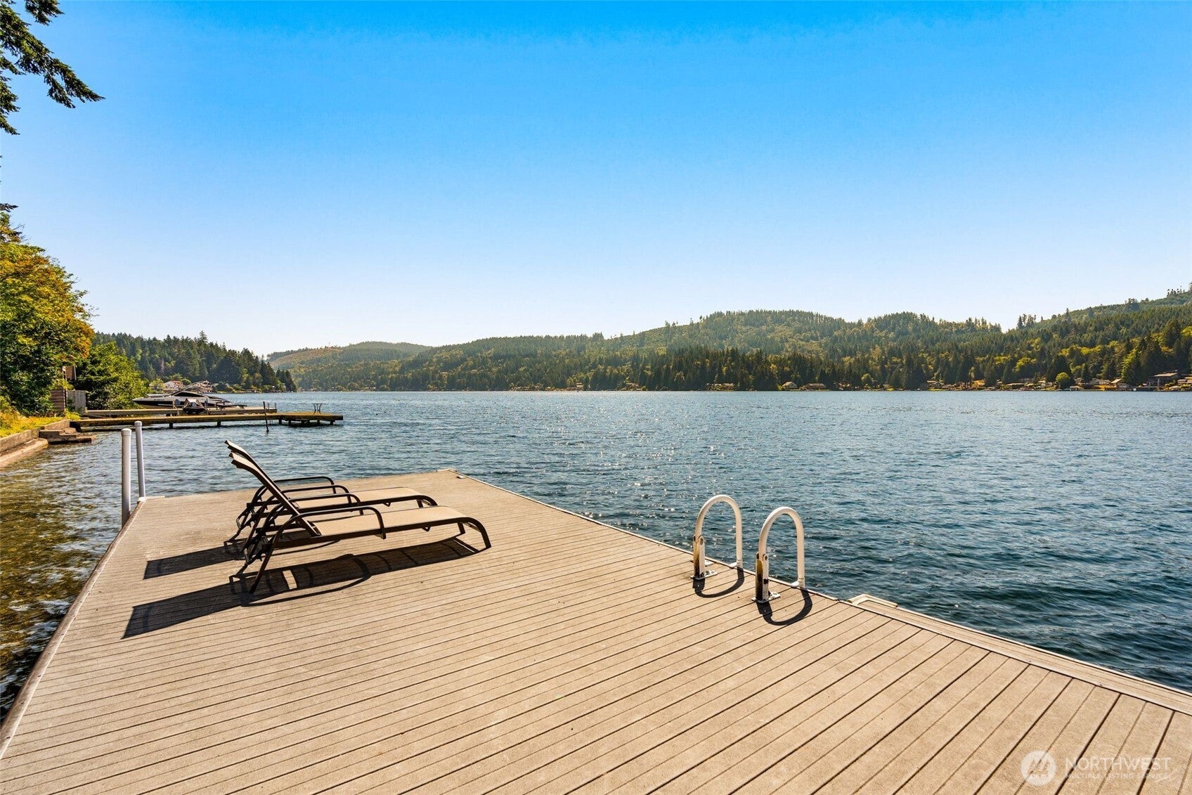 2225 Summit Lake Shore Road NW
