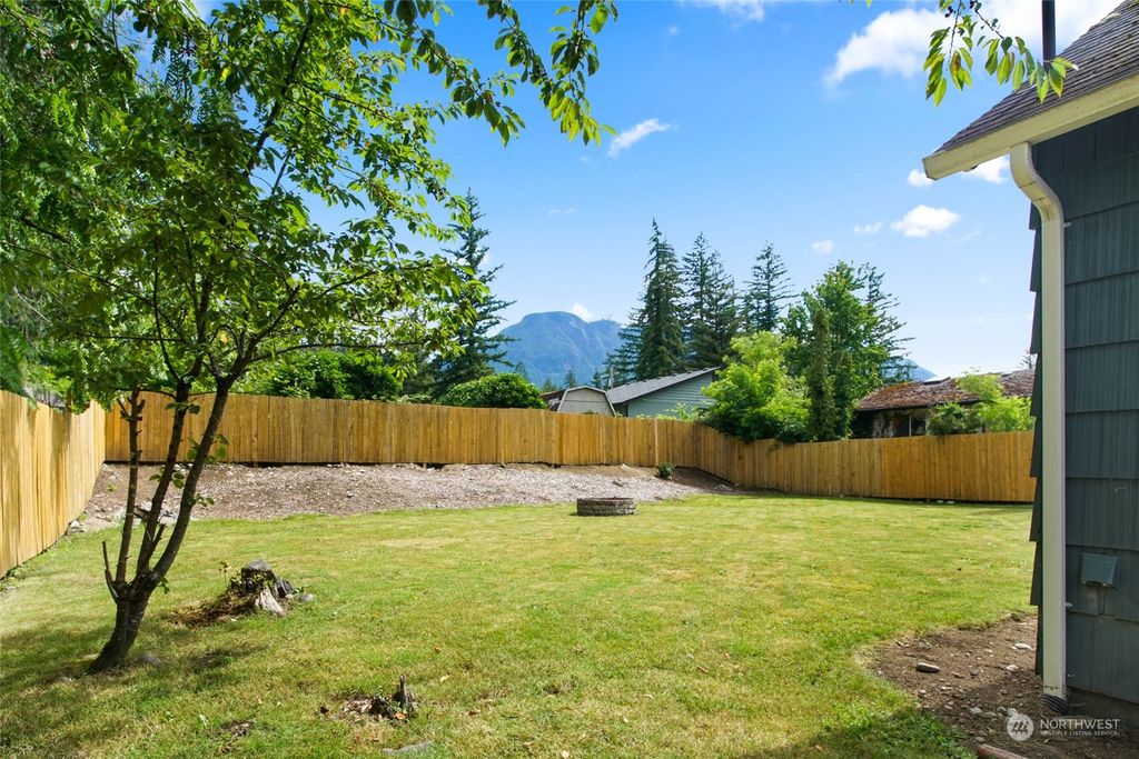 Photo of 521 Lewis Avenue, Gold Bar, WA 98251 (MLS # 2259628)