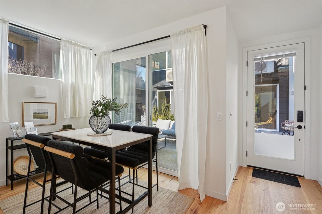 Photo of 515 Howe Street #A, Seattle, WA 98109 (MLS # 2472094)