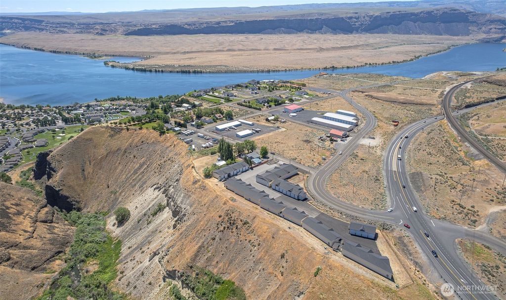 Photo of 9967 W.8 Road NW #G-41, Quincy, WA 98848 (MLS # 2458133)