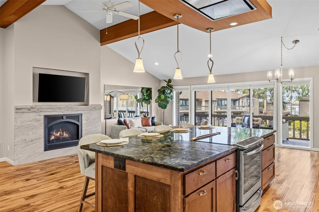 Photo of 17434 NE 40Th Place #C-5, Redmond, WA 98052 (MLS # 2498421)