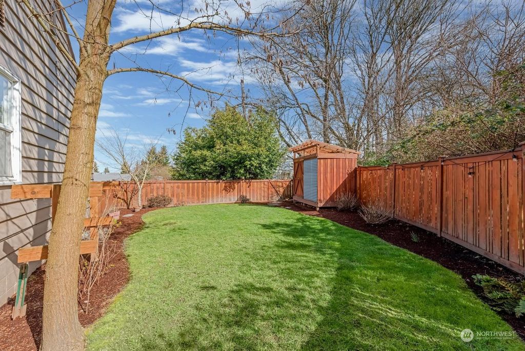 Photo of 2907 E Olive Street, Seattle, WA 98122 (MLS # 2041787)