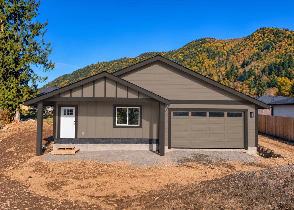 Photo of 6304 Winchester Way, Maple Falls, WA 98266 (MLS # 2597566)