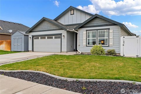 Photo of 519 K Street NE, Quincy, WA 98848 (MLS # 2448808) Photo of 519 K Street NE, Quincy, WA 98848 (MLS # 2448808)