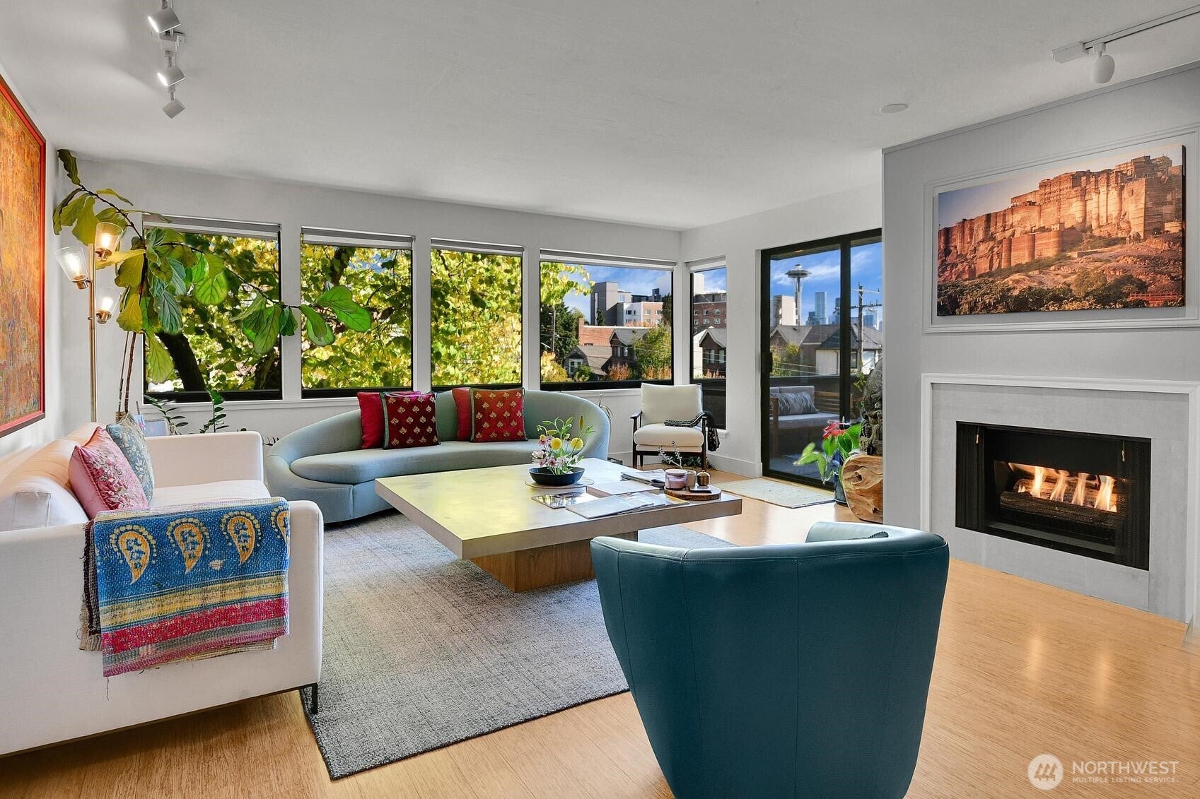 1001 2nd Avenue W 103
