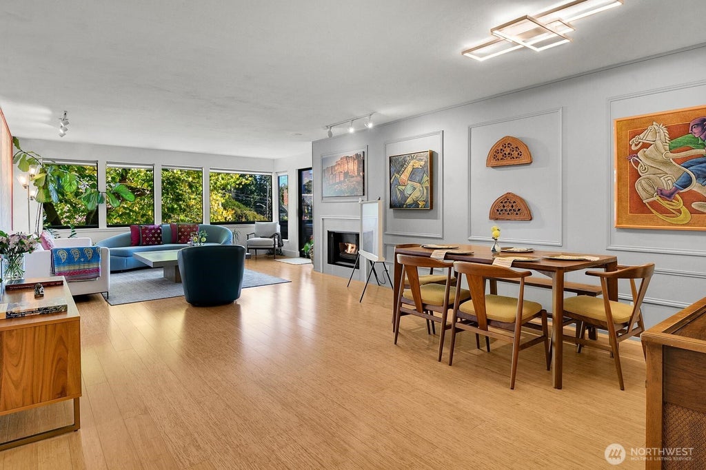 Photo of 1001 2nd Avenue W #103, Seattle, WA 98119 (MLS # 2594208)
