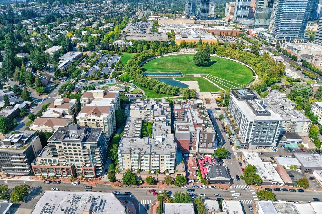 Photo of 10045 NE 1st Street #423, Bellevue, WA 98004 (MLS # 2402379)