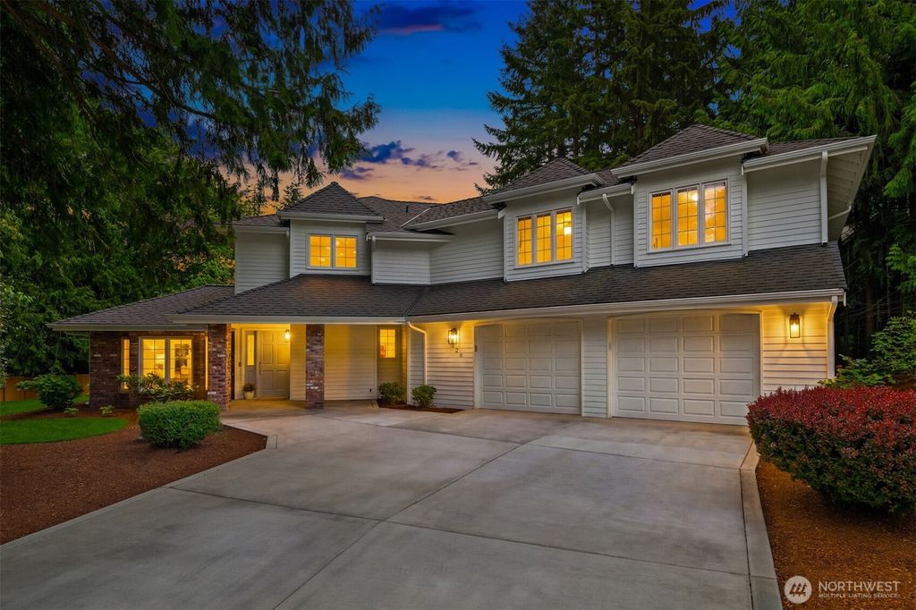 Photo of 4326 212th Avenue NE, Sammamish, WA 98074 (MLS # 2522496)