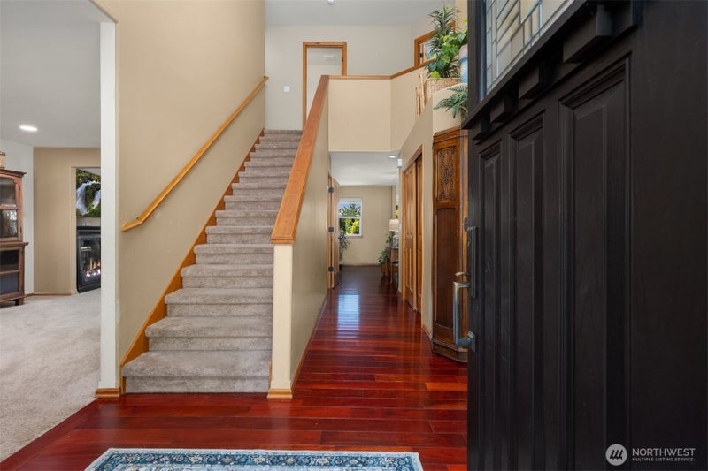 34059 Bridge View Drive NE