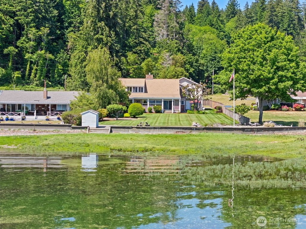 Photo of 41 NE Sundstrom Road, Belfair, WA 98528 (MLS # 2532778)