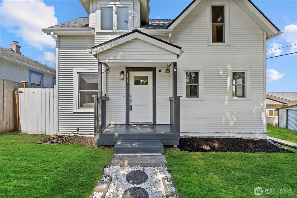 Photo of 3715 22nd Street, Everett, WA 98201 (MLS # 2368784)