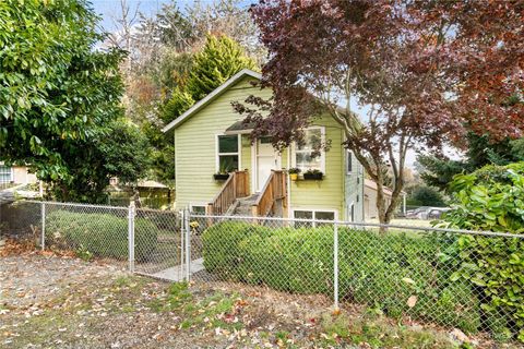 Photo of 8816 12th Avenue S, Seattle, WA 98108 (MLS # 2447620)