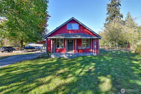 Photo of 4914 6th Ave NW AVE, Tulalip, WA 98271 (MLS # 2593829)