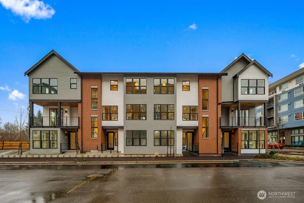 Photo of 968 7th Ave NW (Homesite #5) Ave, Issaquah, WA 98027 (MLS # 2566473)