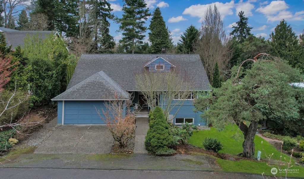 Photo of 2327 NE 91st Street, Seattle, WA 98115 (MLS # 2189569)