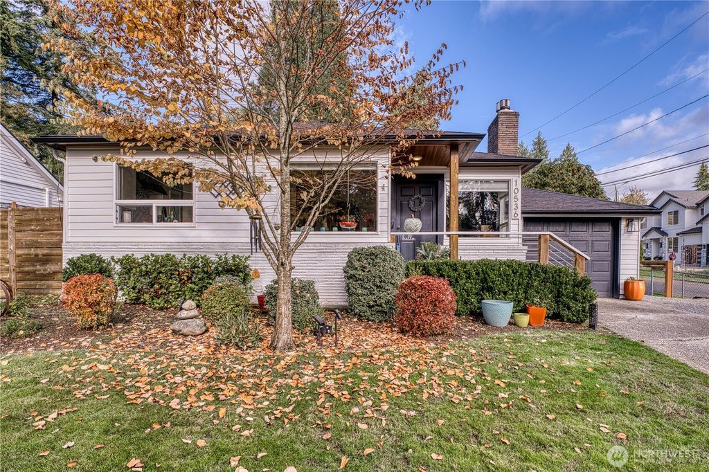 Photo of 10536 NE 189th Street, Bothell, WA 98011 (MLS # 2451104)
