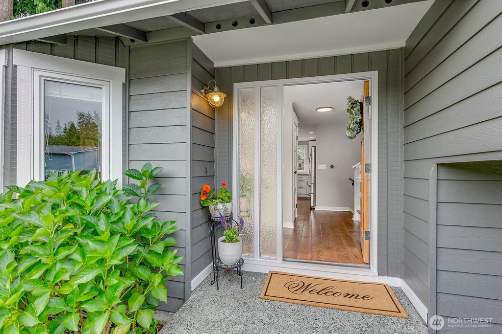 Photo of 4812 145th Place SW, Lynnwood, WA 98087 (MLS # 2432355)