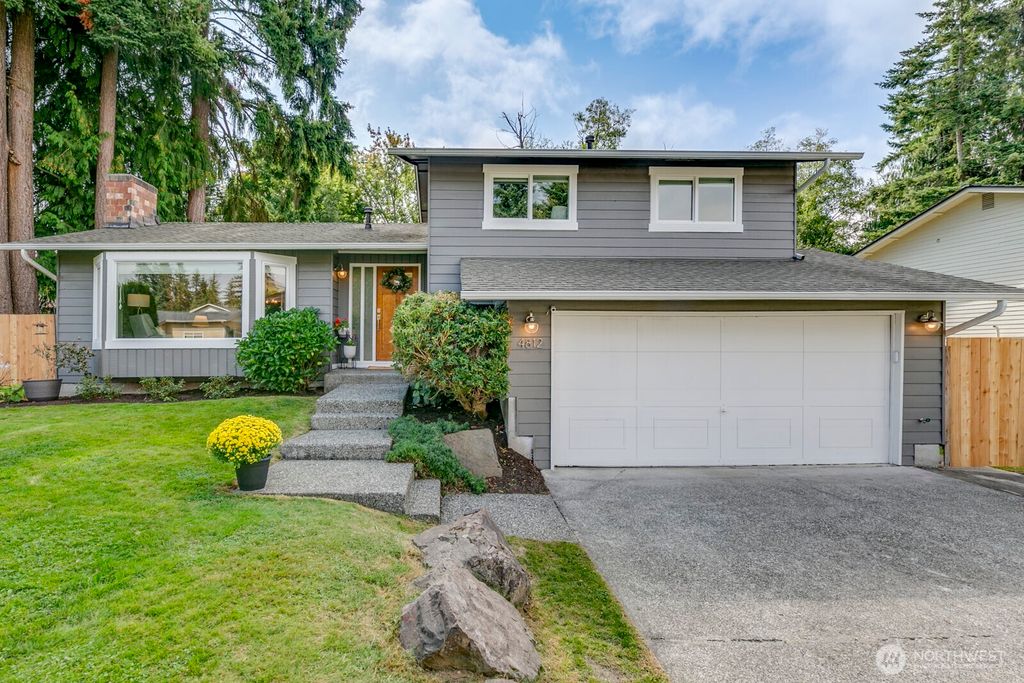 Photo of 4812 145th Place SW, Lynnwood, WA 98087 (MLS # 2432355)