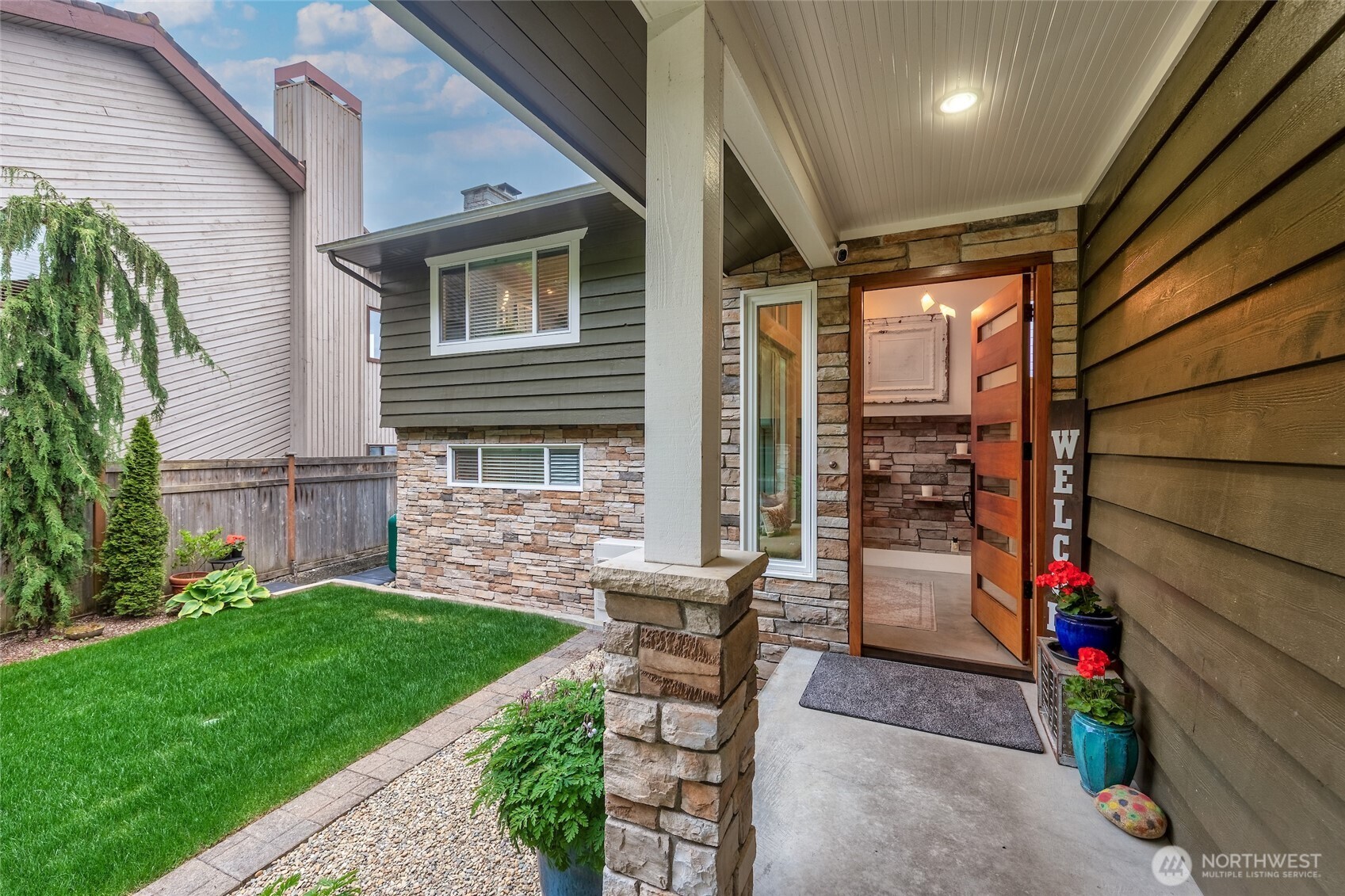10879 Point Vashon Drive SW